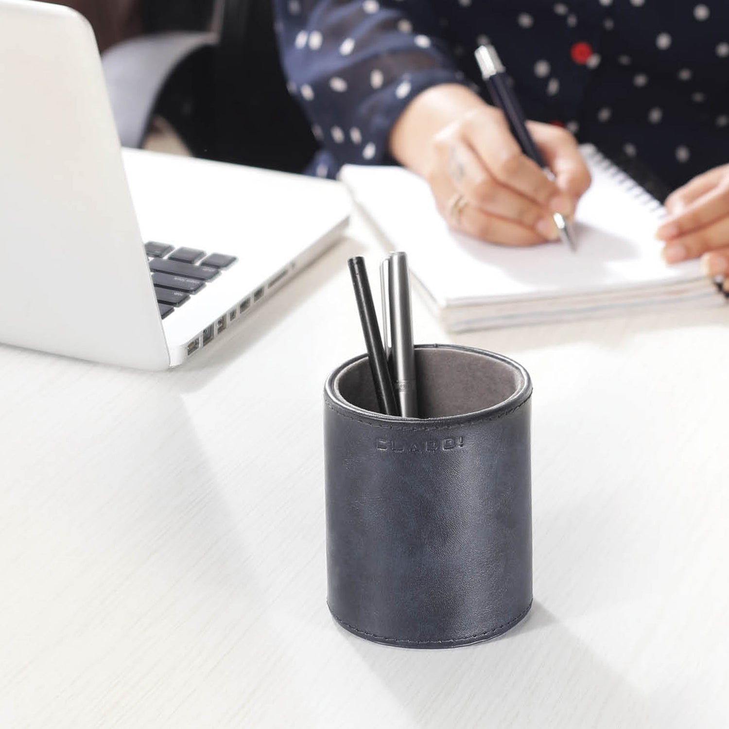 Leather Pen Holder